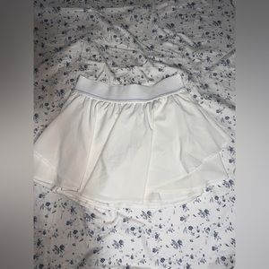 LULULEMON SKIRT
